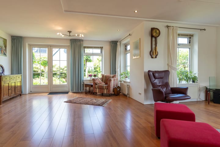 Foto 12 van Willem van der Veldenweg 3