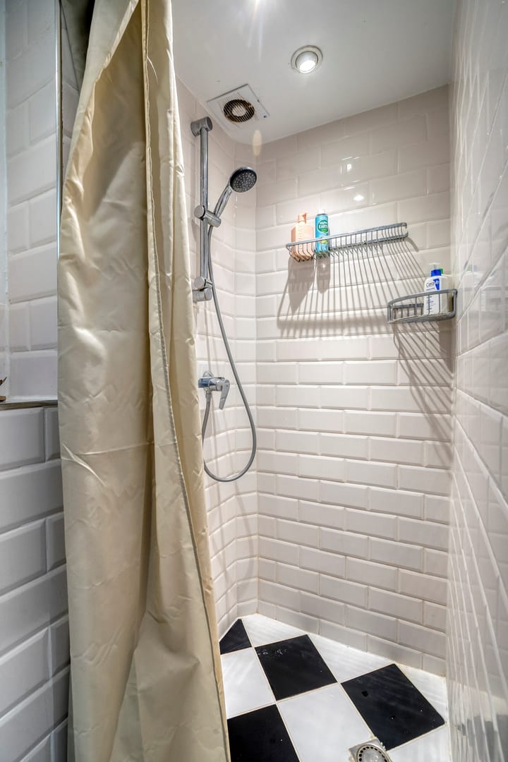 Foto 21 van Drie Octoberstraat 19