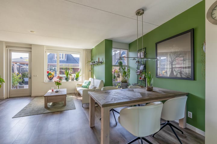 Foto 15 van Hoefsmid 11