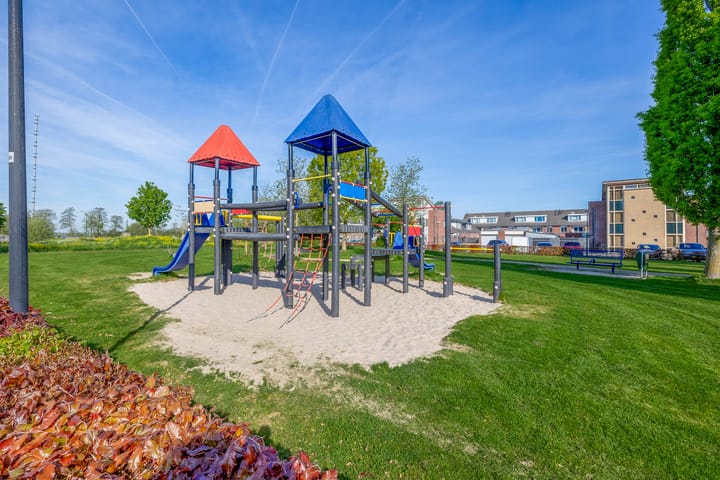 Foto 38 van Hoefsmid 11