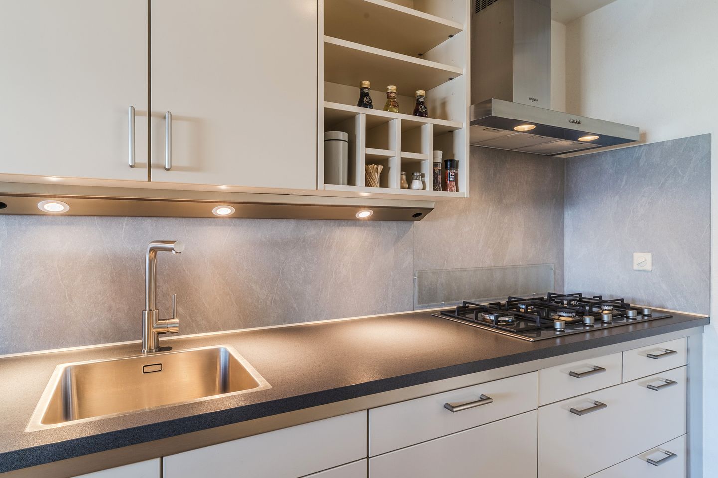 Foto 19 van Koninginnestraat 3