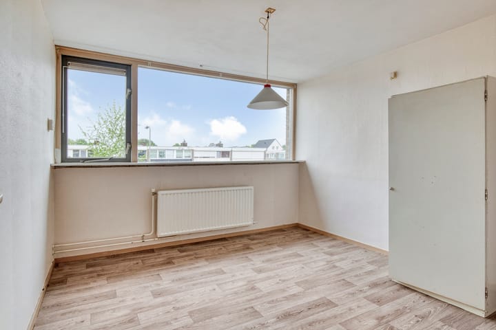 Photo 14 of Wagenaarstraat 329