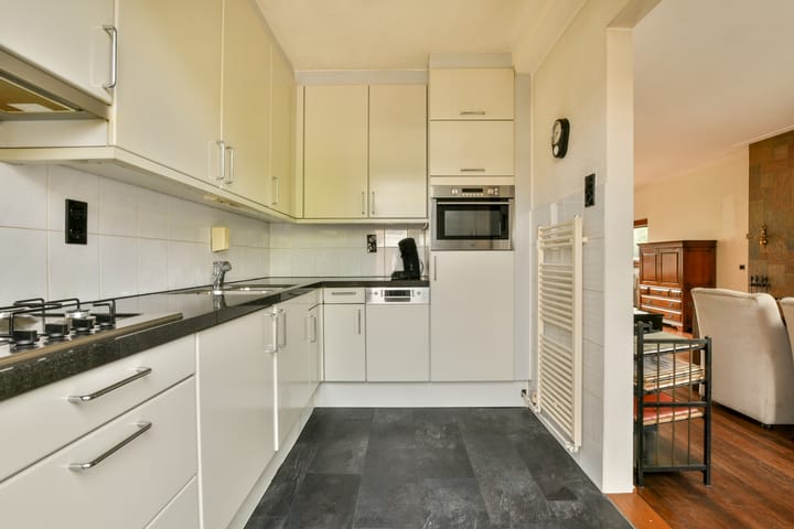 Photo 17 of Prinses Margrietstraat 43