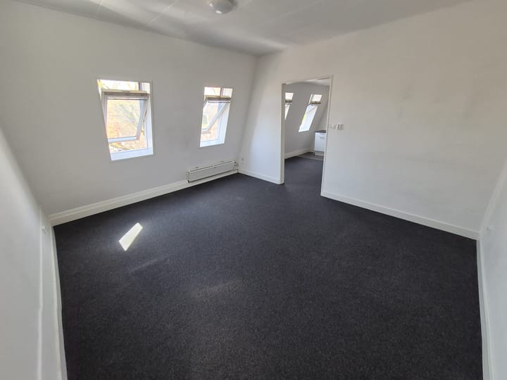 Bekijk foto van Thomas a Kempisstraat 70 B