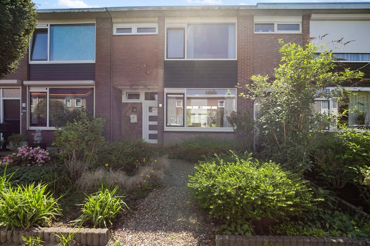 Foto 25 van Rozenstraat 8