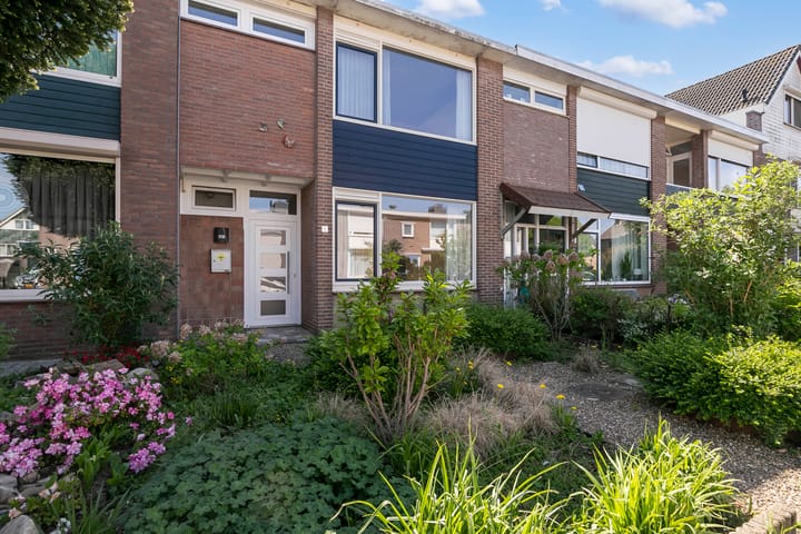 Foto 30 van Rozenstraat 8