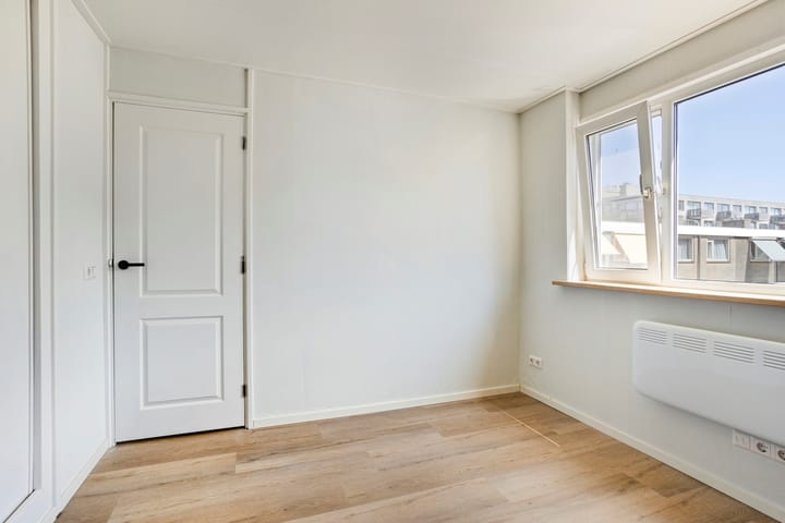 Foto 18 van de Bird 111