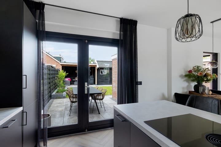 Foto 13 van Veldakkersweg 36