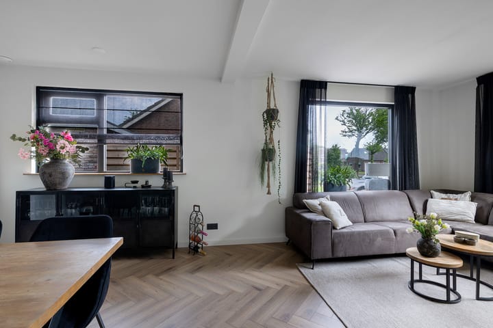 Foto 14 van Veldakkersweg 36