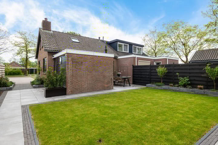 Foto 26 van Veldakkersweg 36