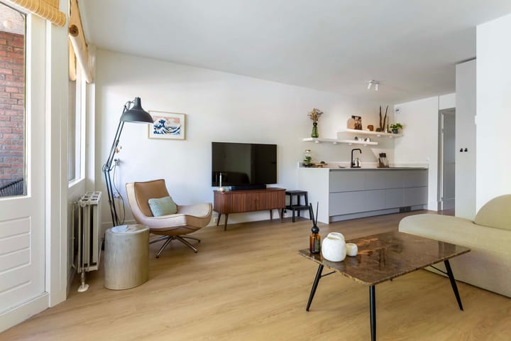 Foto 10 van Helfrichstraat 25