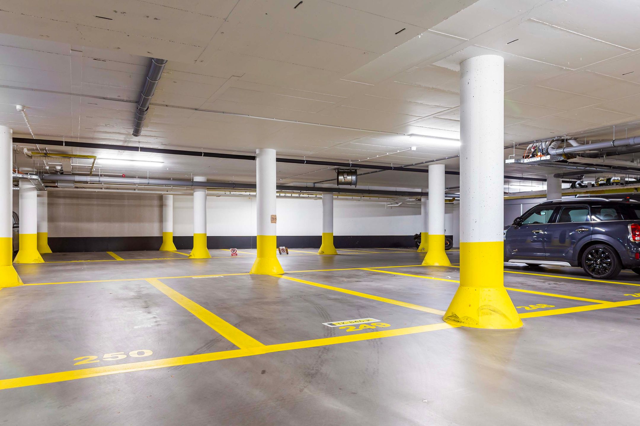 Foto 21 van Helfrichstraat 25