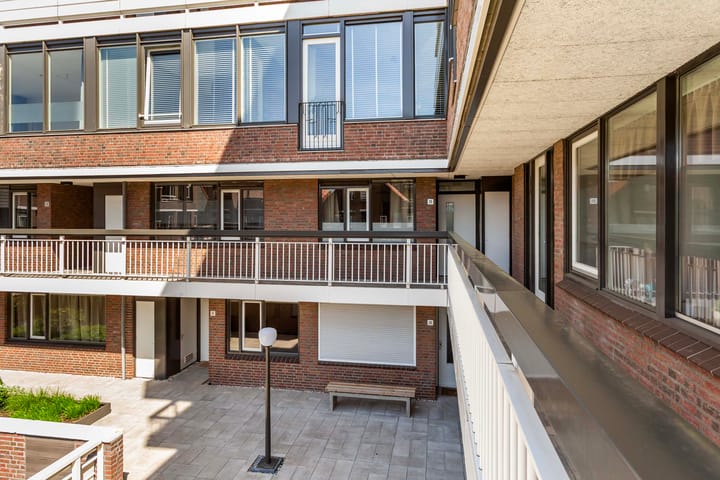 Foto 25 van Helfrichstraat 25