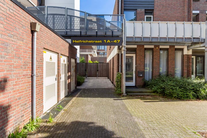 Foto 30 van Helfrichstraat 25