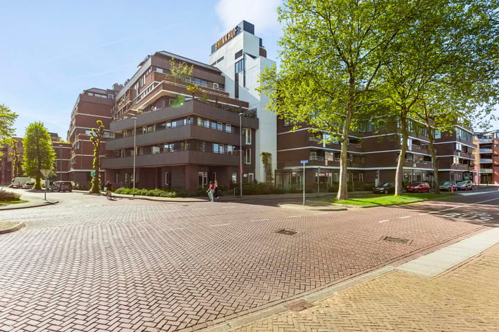 Foto 35 van Helfrichstraat 25