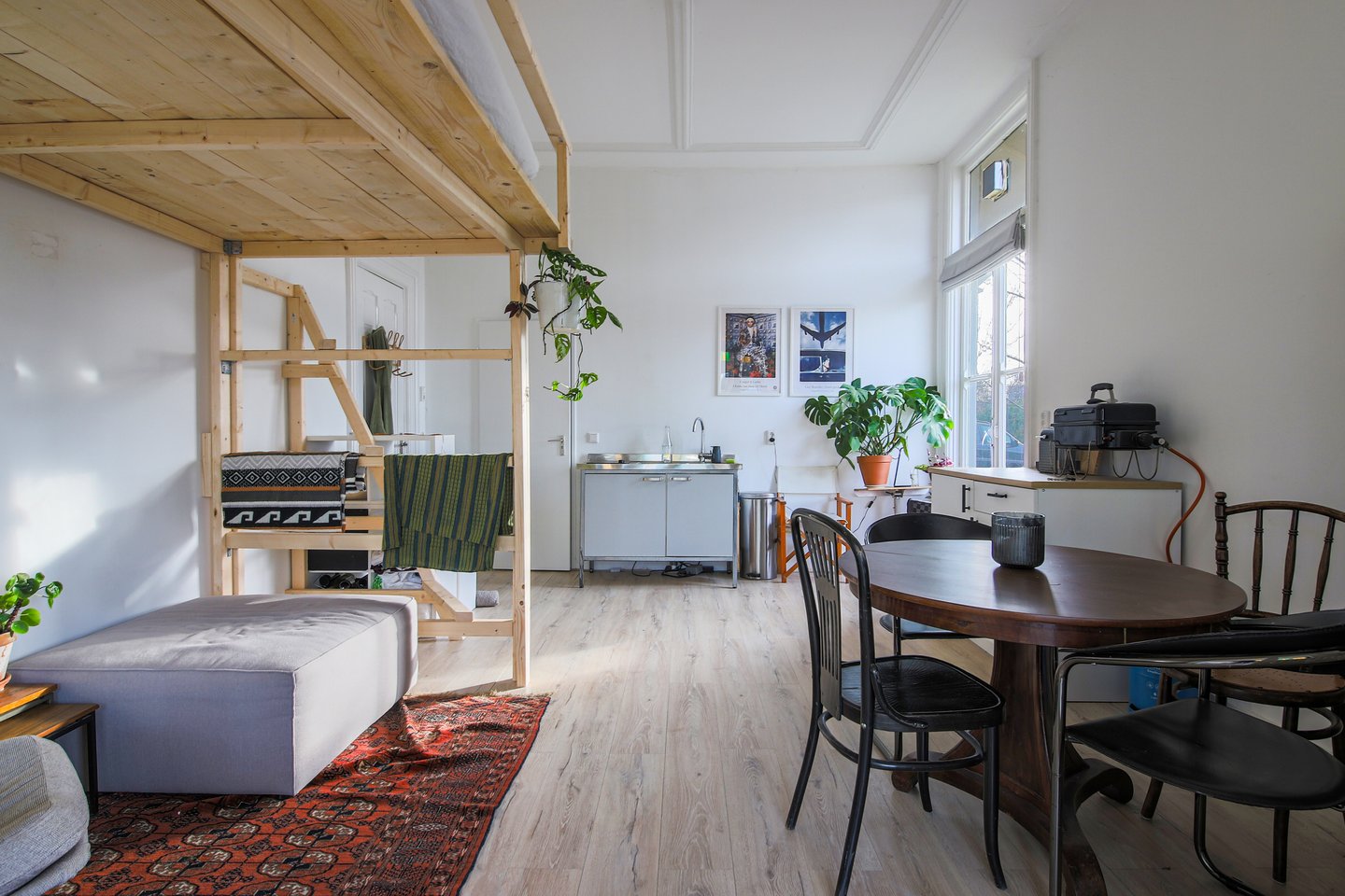 View photo 4 of Kostverlorenstraat 131