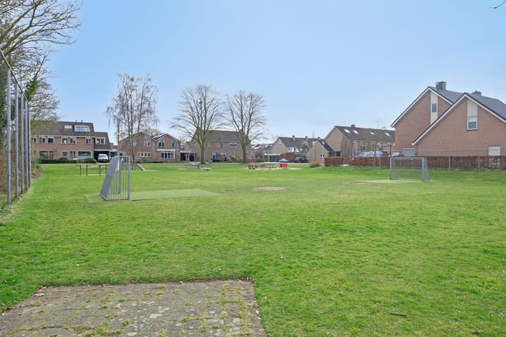 Foto 49 van Kievitsbloem 10