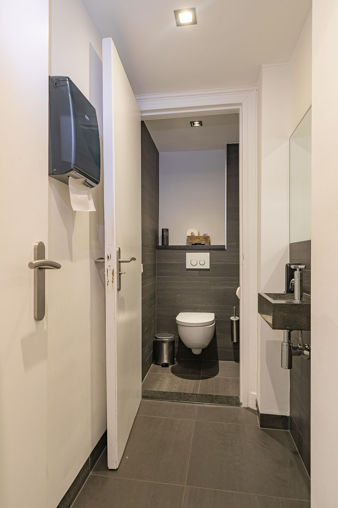 Foto 41 van Scharnerweg 153-B