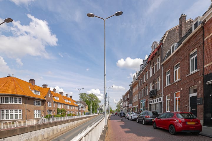 Foto 44 van Scharnerweg 153-B