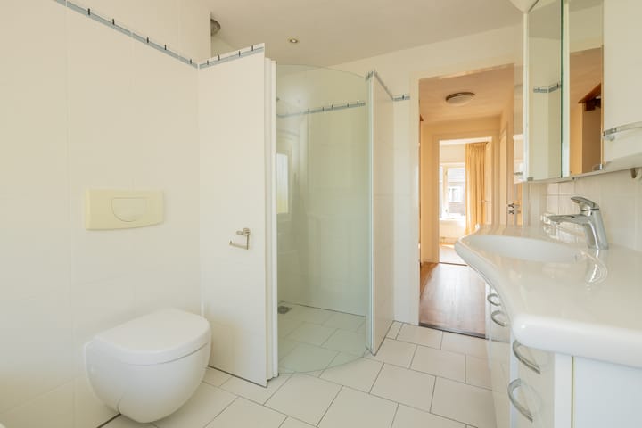 Foto 19 van Dr Schaepmanlaan 11