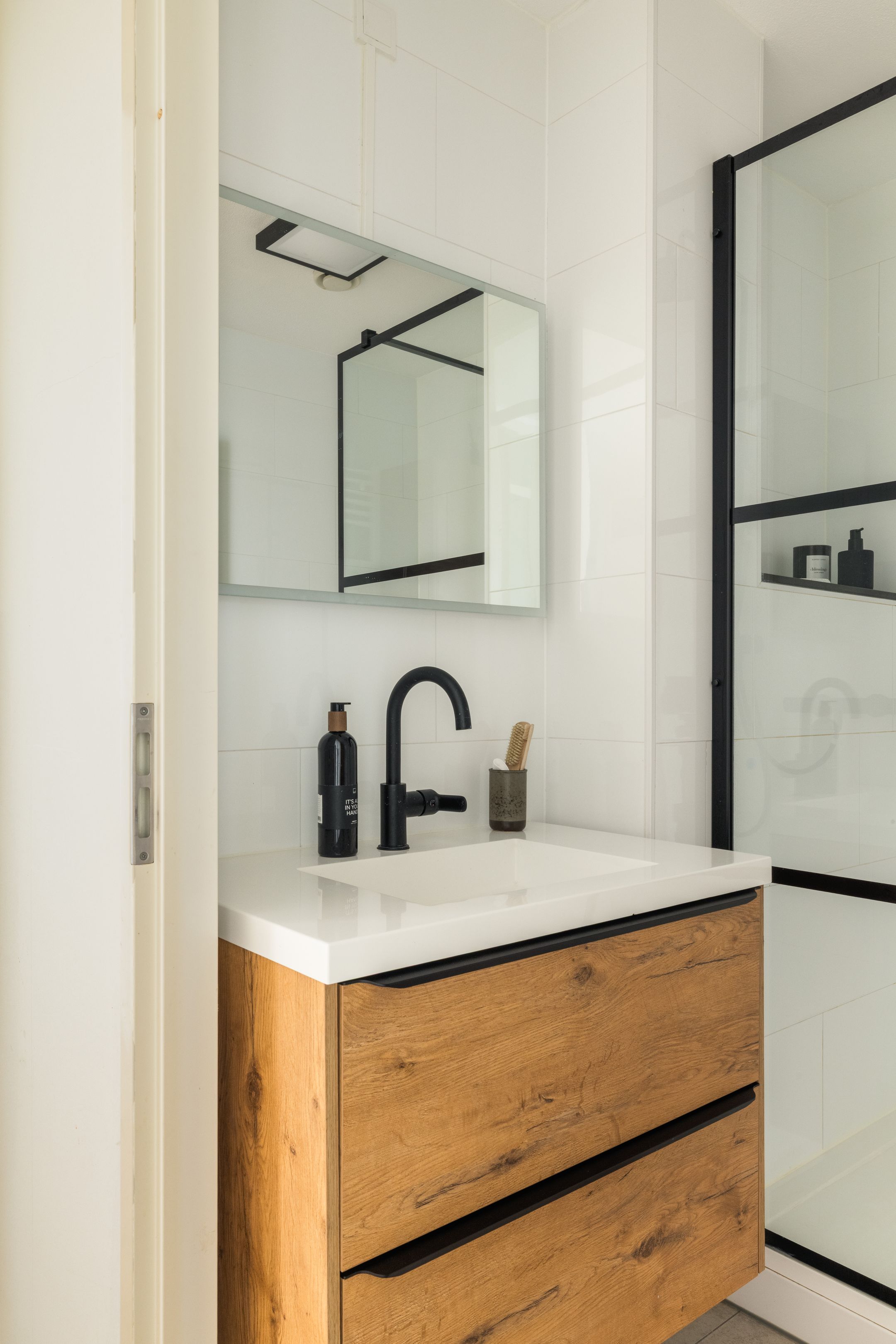 Foto 15 van Ibrahim Moustafapad 24