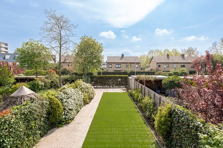 Foto 3 van Debussystraat 19