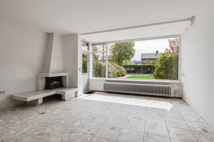 Foto 10 van Debussystraat 19