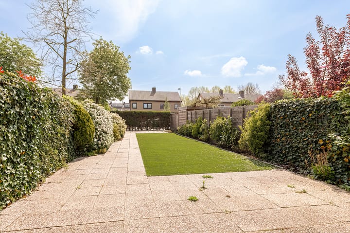 Foto 17 van Debussystraat 19