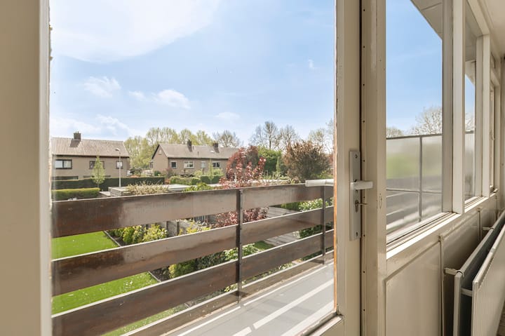 Foto 23 van Debussystraat 19