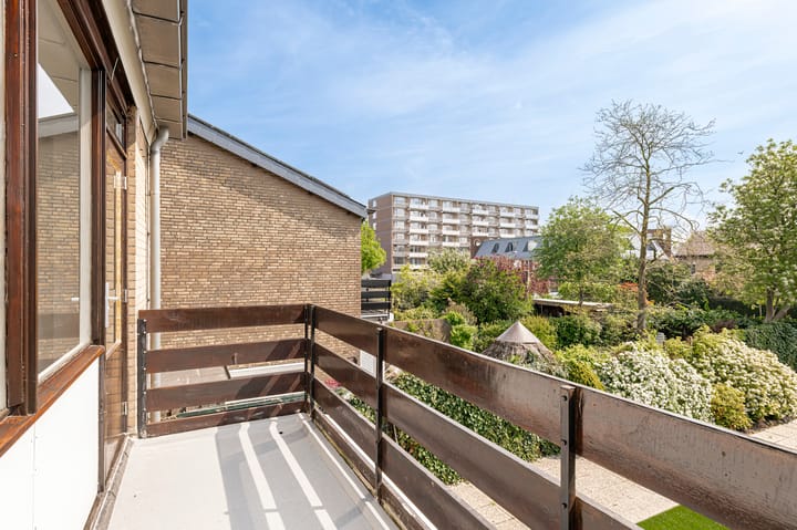 Foto 26 van Debussystraat 19