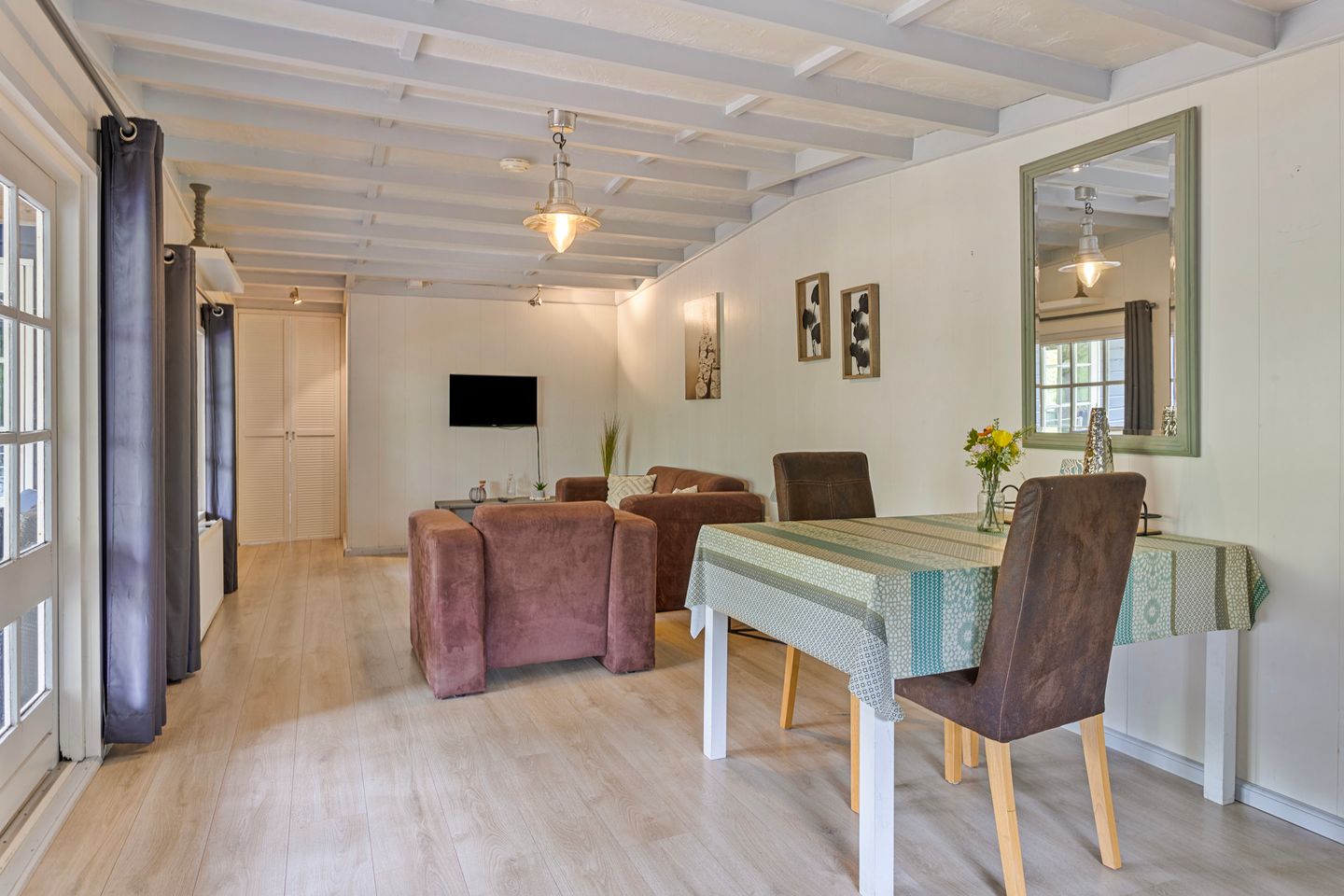 Foto 79 van Dorpsstraat 23