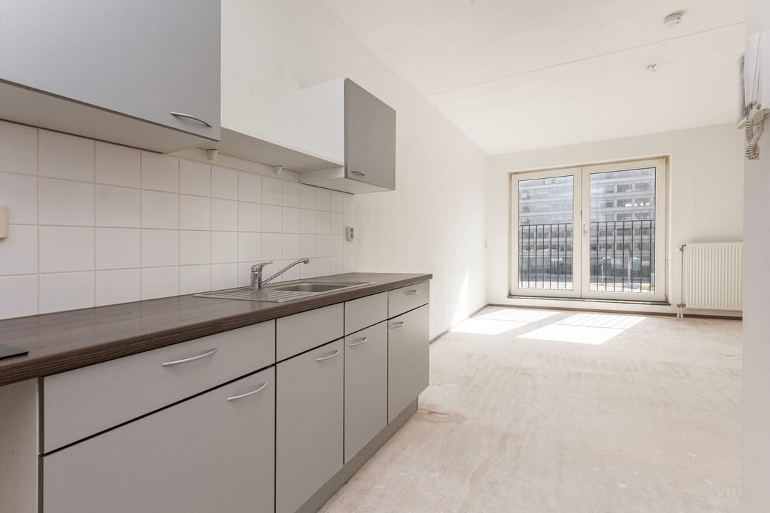 Photo 2 of Europaplein 725