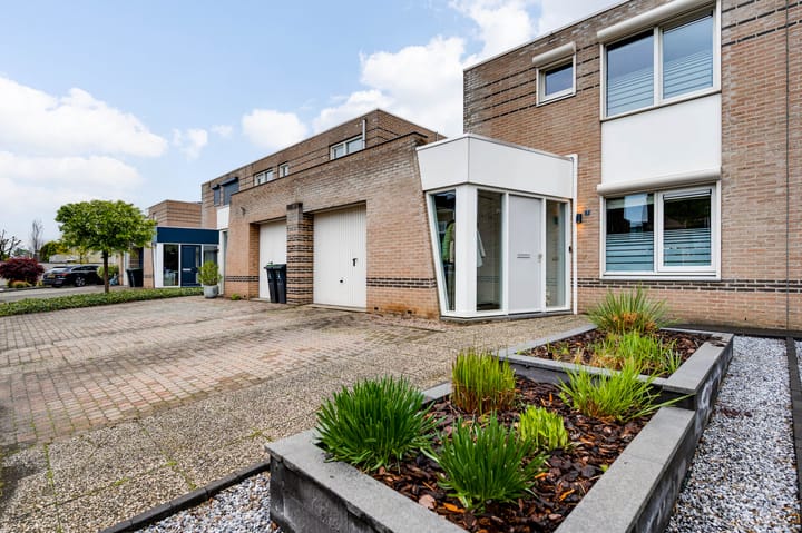 Foto 2 van Oudstraat 7