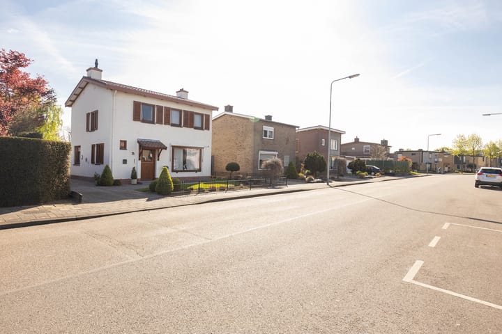 Photo 7 of Dross J van Kesselstraat 71