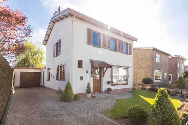 Photo 10 of Dross J van Kesselstraat 71