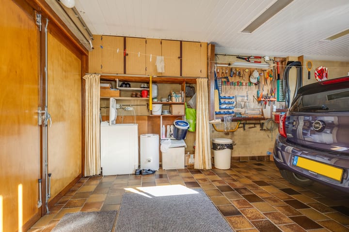 Photo 38 of Dross J van Kesselstraat 71