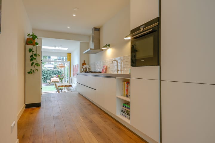 Photo 13 of Orteliuskade 71-H