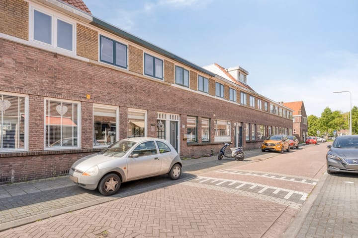 Foto 6 van Staringstraat 17