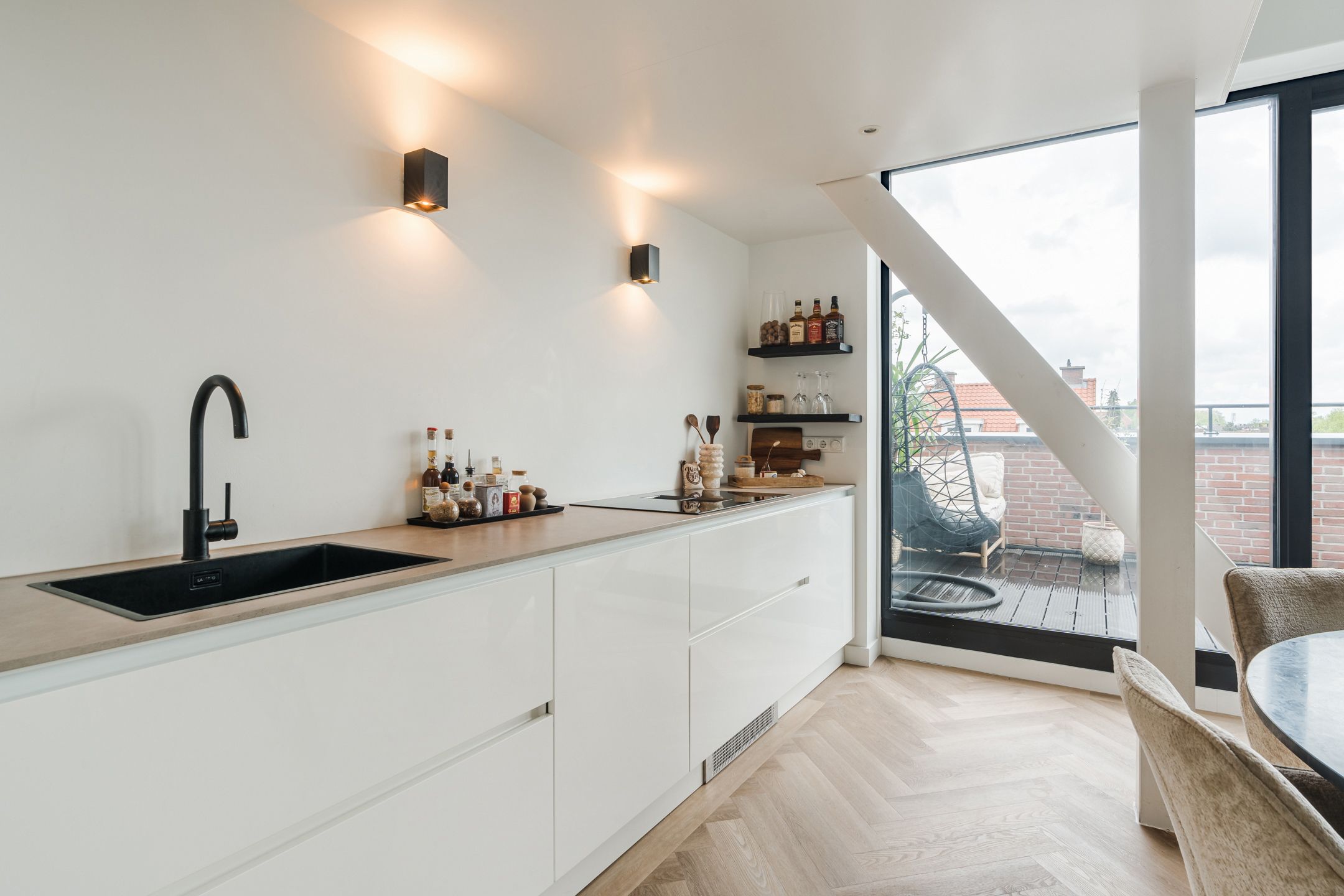 Photo 21 of Gashouder 27