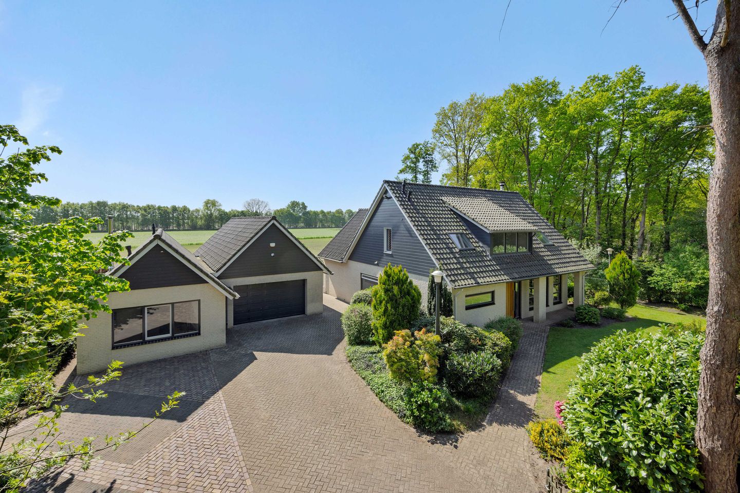 Foto 1 van Vosbergstraat 8