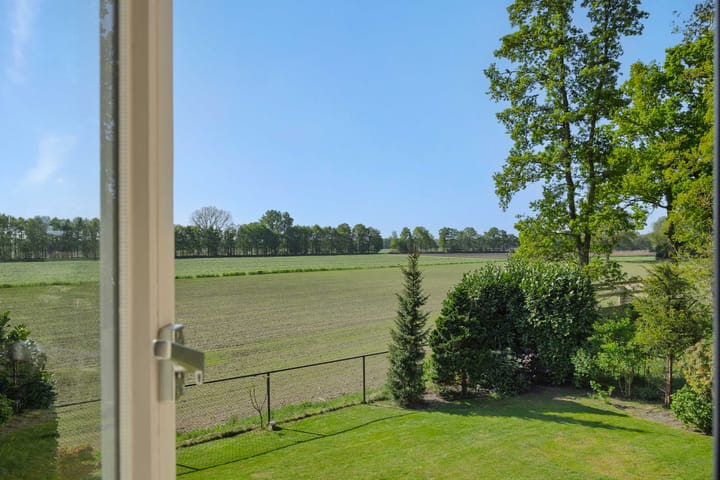 Foto 49 van Vosbergstraat 8