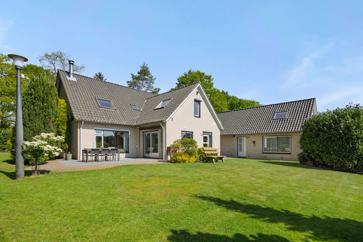 Foto 54 van Vosbergstraat 8