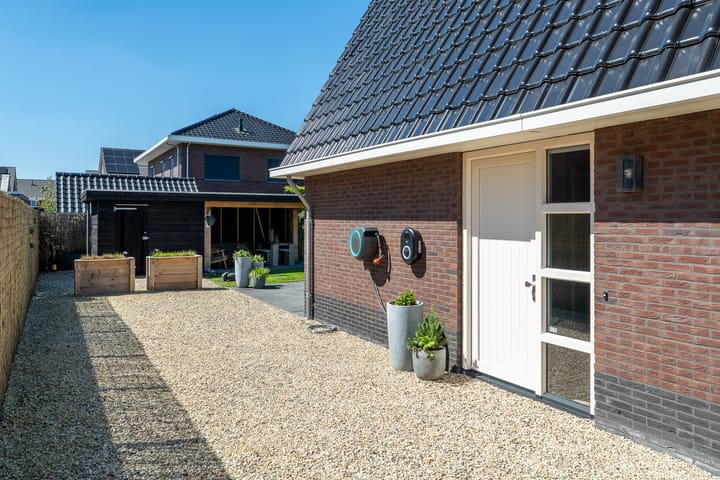 Foto 40 van de Weerstallen 13