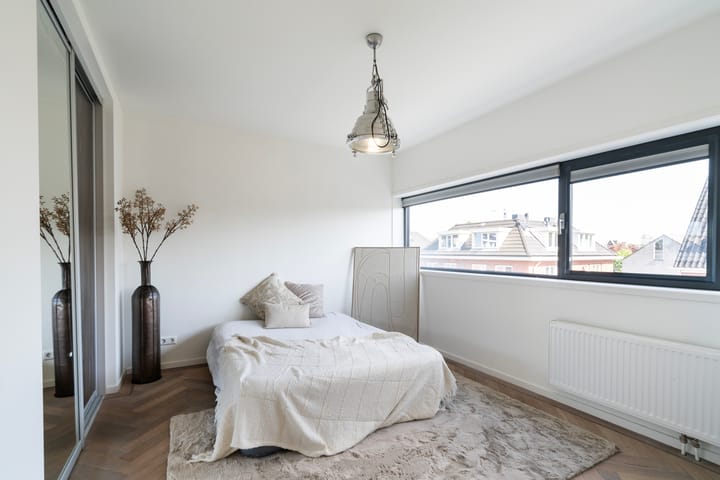 Foto 37 van Sint Bonifaciusstraat 13-A