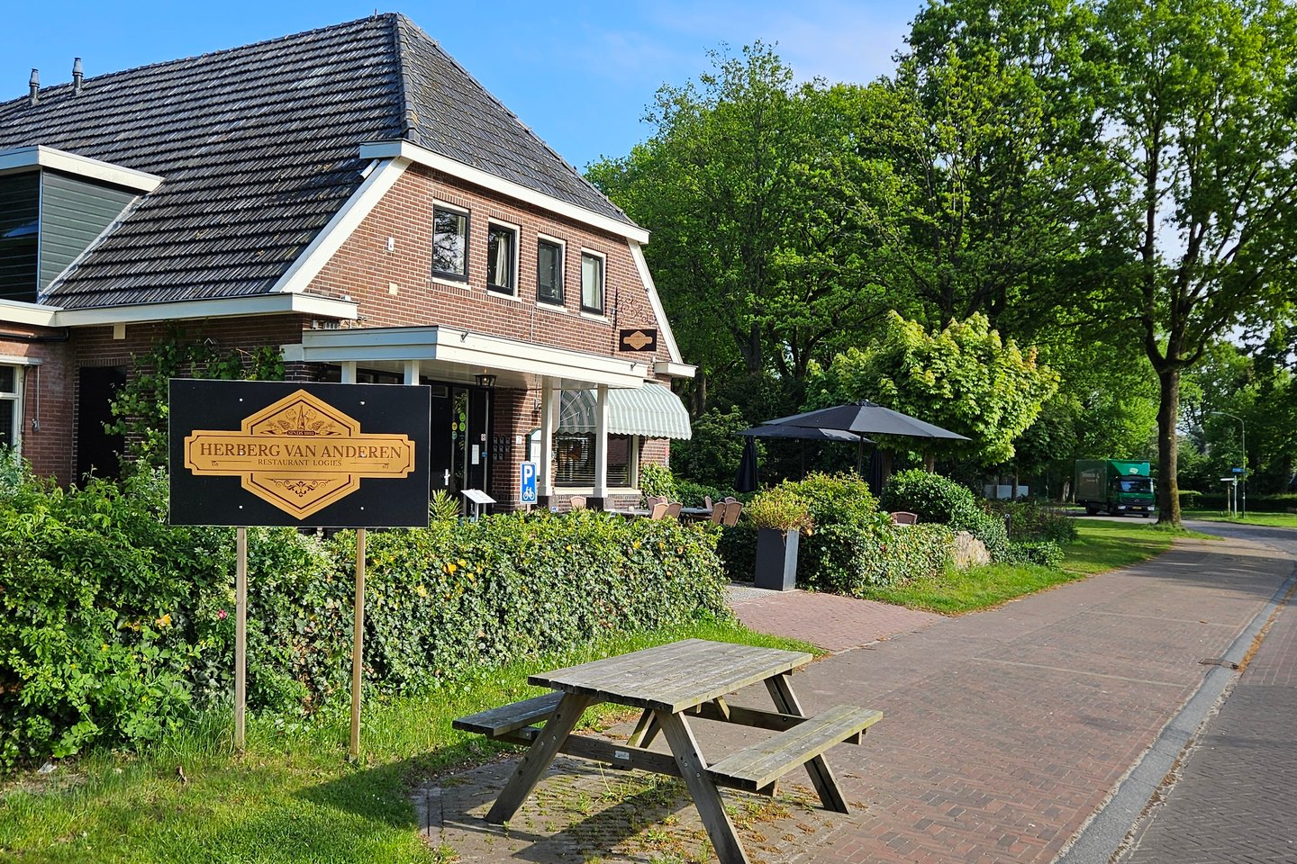 Bekijk foto 1 van Nijend 2