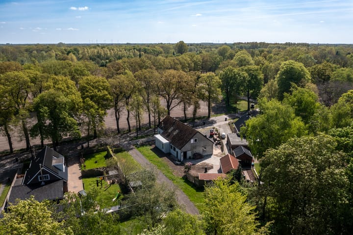 Foto 2 van Hoofdweg Wedderveer 19