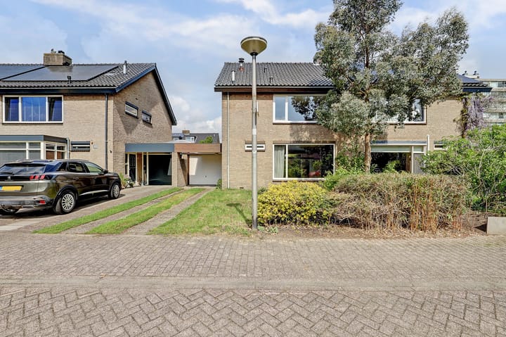 Foto 38 van Rigolettostraat 3