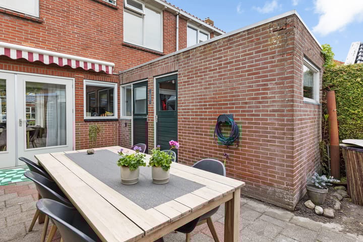 Foto 25 van Van Aitsemastraat 24