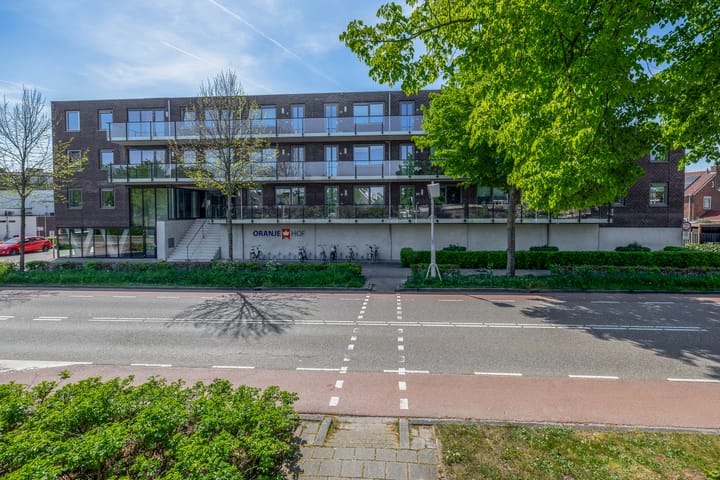 Foto 2 van Oranjehof 10