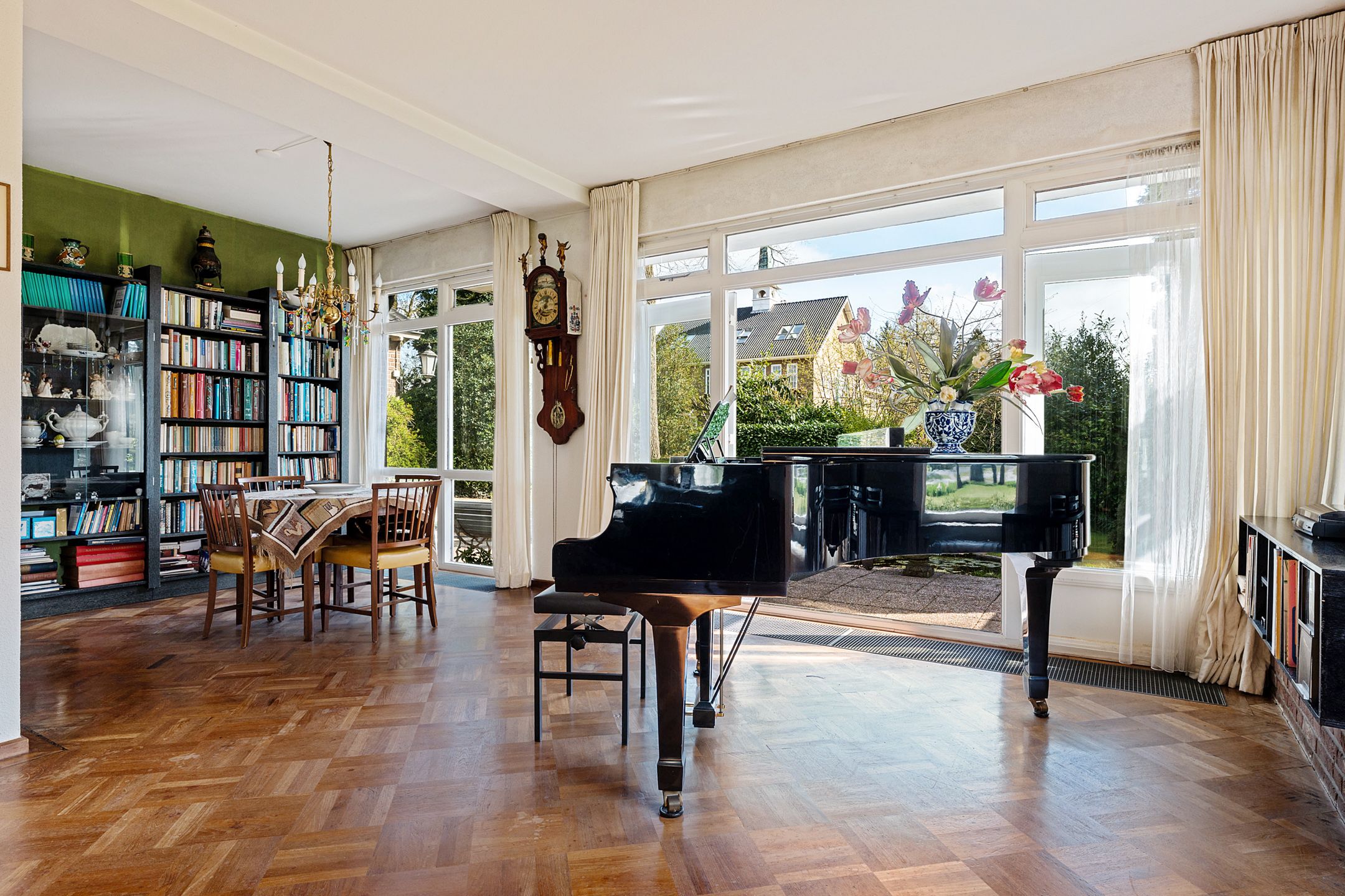 Foto 12 van Burg. J.G. Legroweg 12